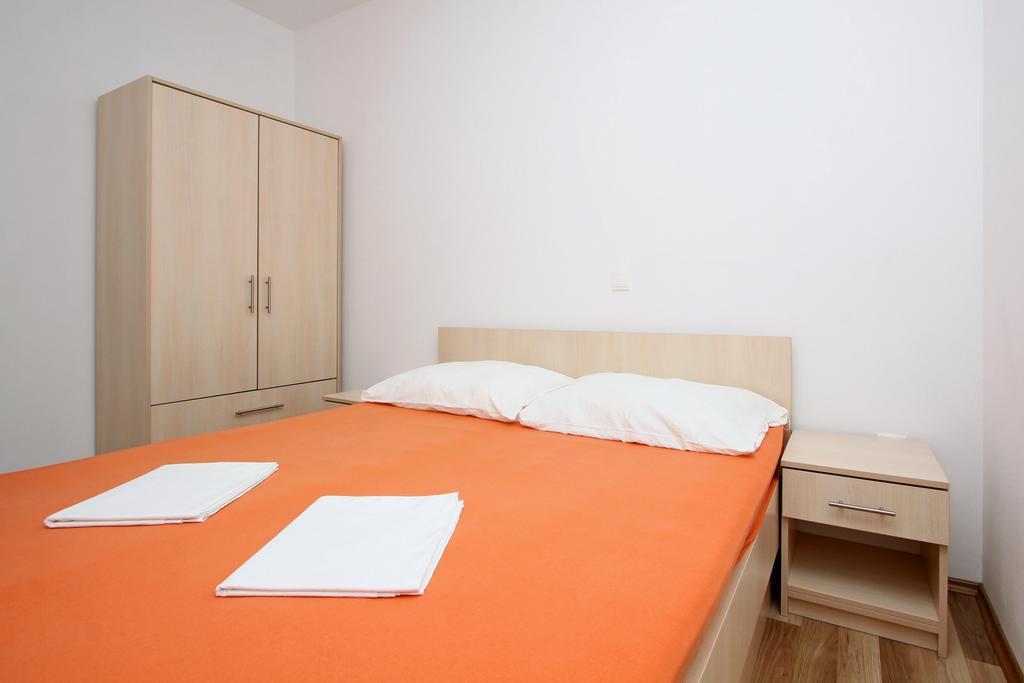 Apartmani Ruza Novalja Luaran gambar