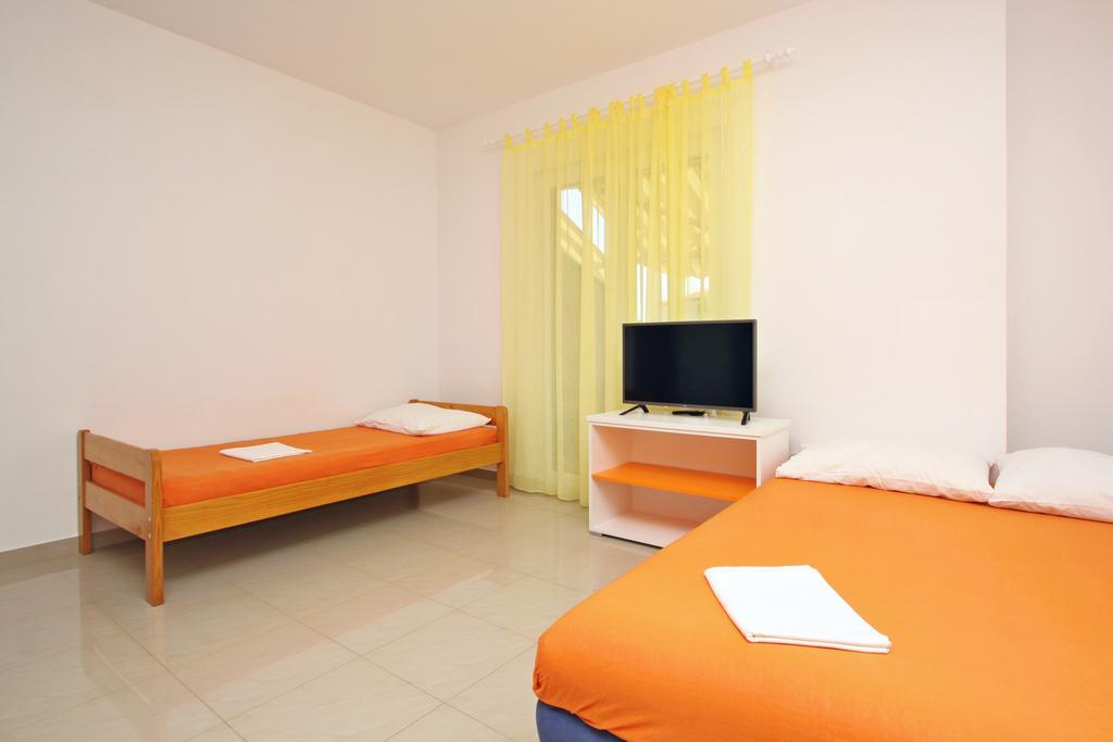 Apartmani Ruza Novalja Luaran gambar