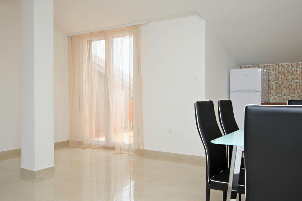 Apartmani Ruza Novalja Luaran gambar