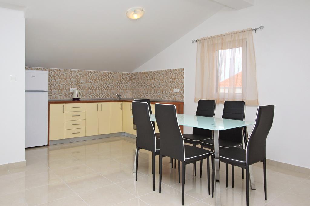 Apartmani Ruza Novalja Luaran gambar