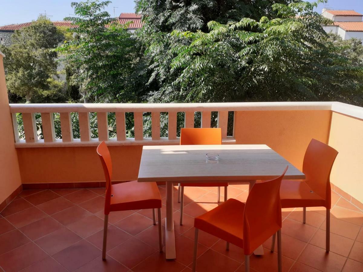 Apartmani Ruza Novalja Luaran gambar